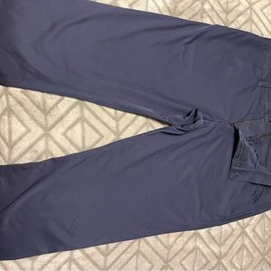 36 Travis Matthews Golf Pants, Navy.